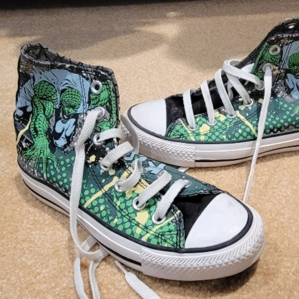 DC Comics Converse Chuck Sneaker Shoe Men 4 / Women 6 Unisex